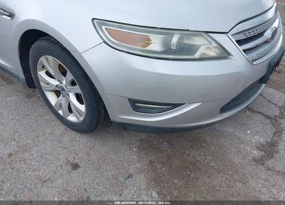 2010 FORD TAURUS VIN: 1FAHP2EW5AG135996