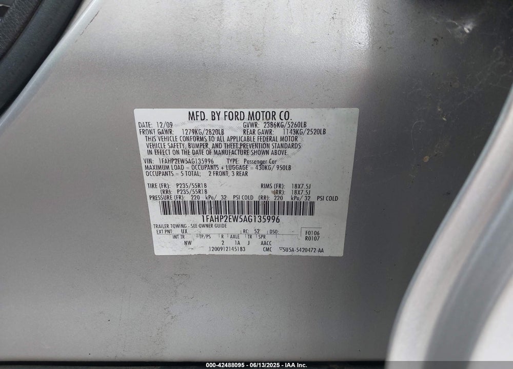 2010 FORD TAURUS VIN: 1FAHP2EW5AG135996