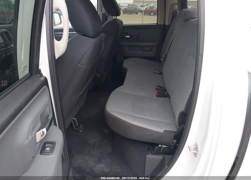 2024 RAM 1500 CLASSIC VIN: 1C6RR7GG3RS157779