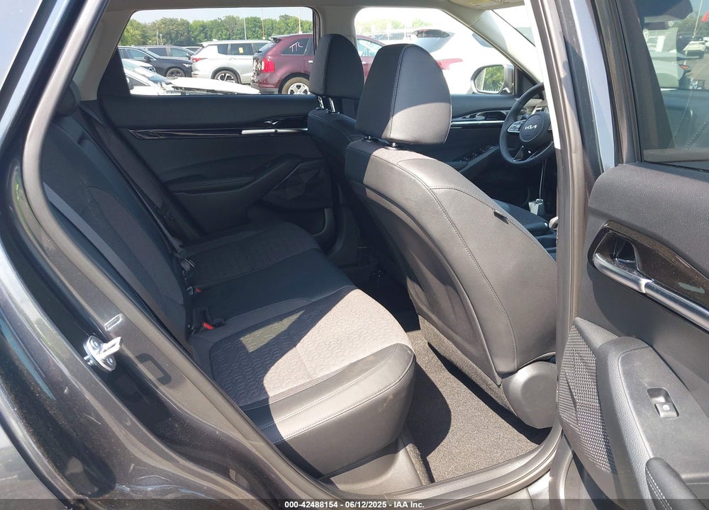 2025 KIA SELTOS S VIN: KNDEUCAA0S7749362