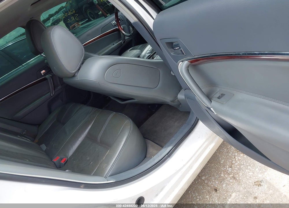 2010 LINCOLN MKZ VIN: 3LNHL2GC0AR626523