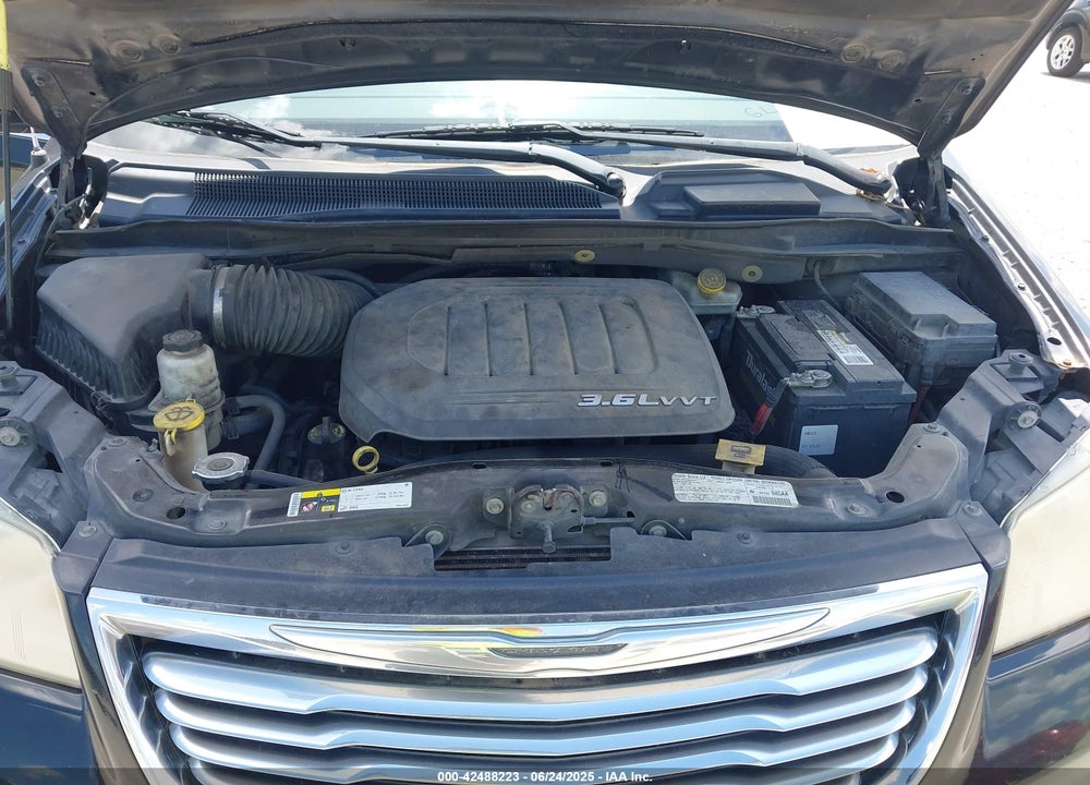 2013 CHRYSLER TOWN & COUNTRY TOURING VIN: 2C4RC1BG3DR715882