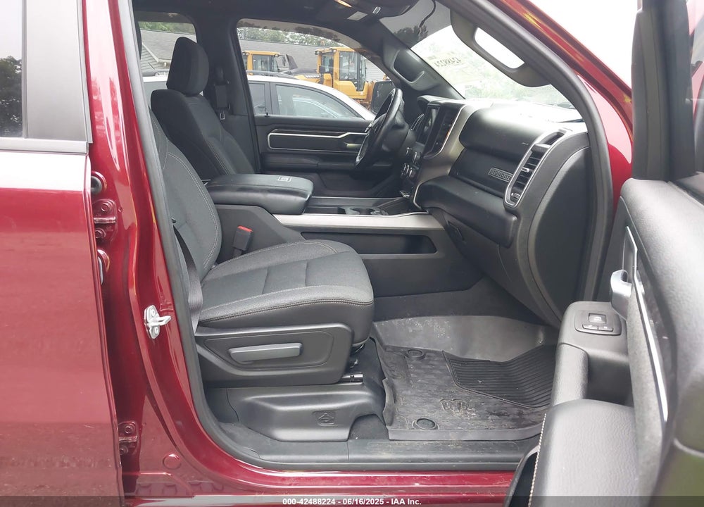 2019 RAM 1500 BIG HORN/LONE STAR 4X4 5'7 BOX VIN: 1C6SRFFT5KN570253