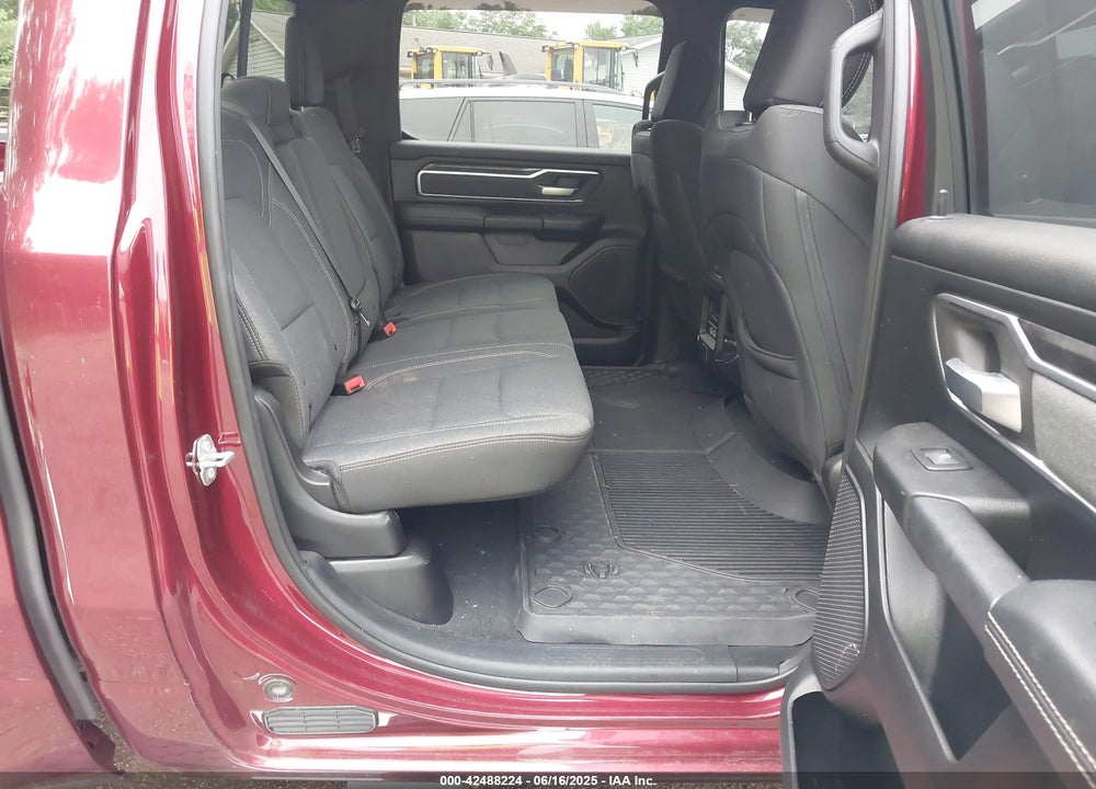2019 RAM 1500 BIG HORN/LONE STAR 4X4 5'7 BOX VIN: 1C6SRFFT5KN570253