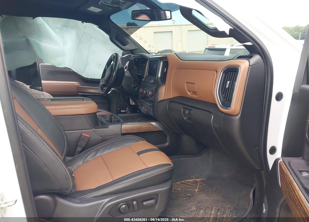2022 CHEVROLET SILVERADO 3500HD 4WD  STANDARD BED HIGH COUNTRY VIN: 1GC4YVEY2NF120358