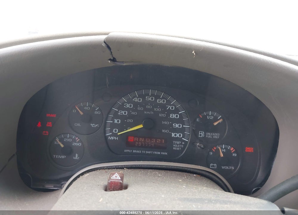 1999 CHEVROLET ASTRO UPFITTER PKG. VIN: 1GBDM19W5XB136954