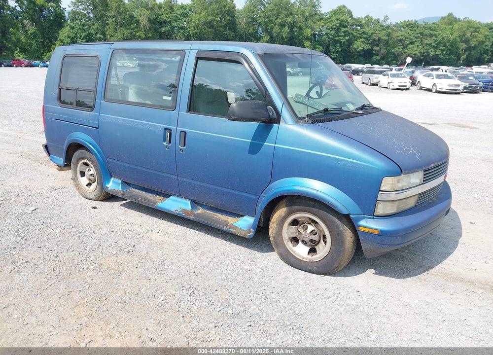 1999 CHEVROLET ASTRO UPFITTER PKG. VIN: 1GBDM19W5XB136954