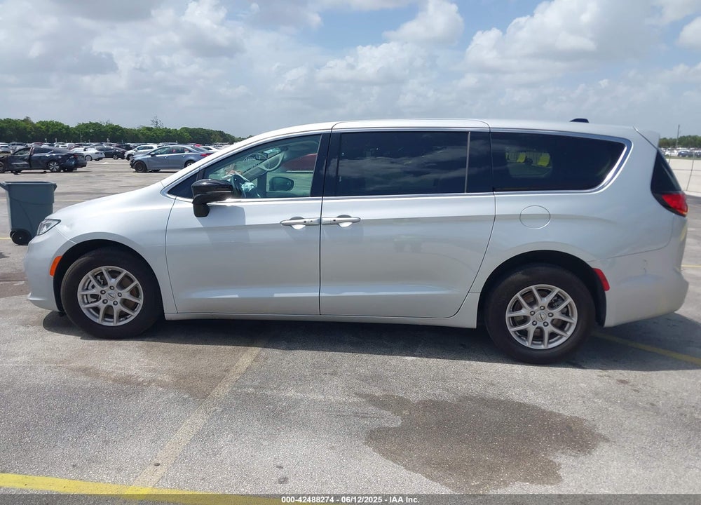 2024 CHRYSLER PACIFICA VIN: 2C4RC1BG6RR148297