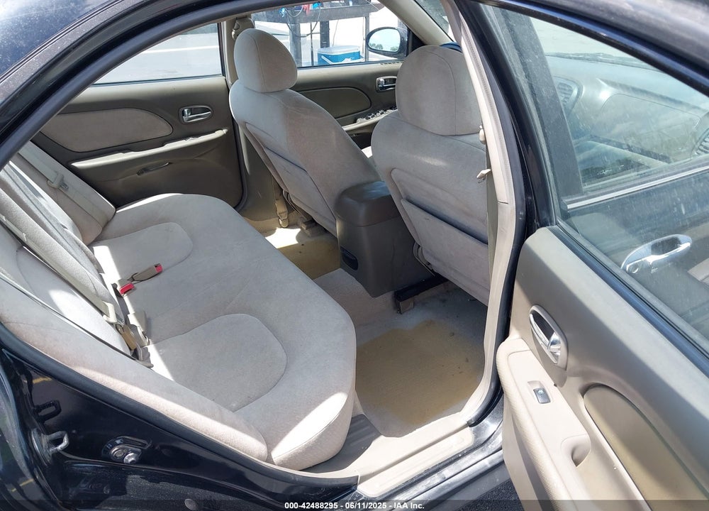 2005 HYUNDAI SONATA GL VIN: KMHWF25S35A120628