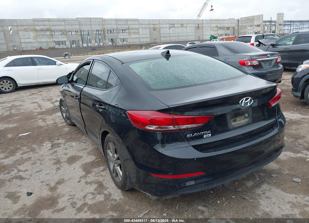 2018 HYUNDAI ELANTRA VIN: 5NPD84LF0JH292917