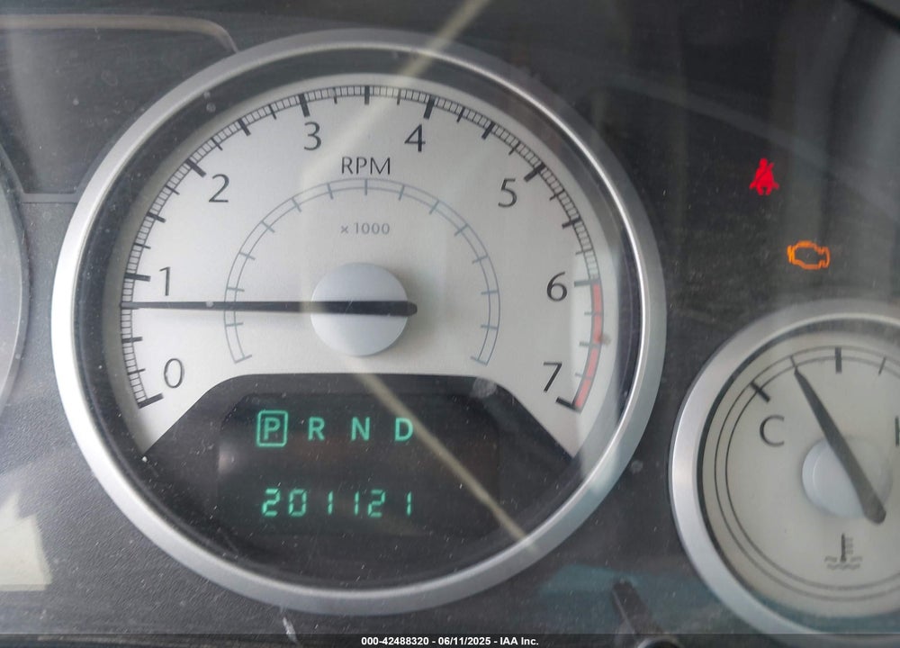 2008 CHRYSLER TOWN & COUNTRY TOURING VIN: 2A8HR54P18R738445