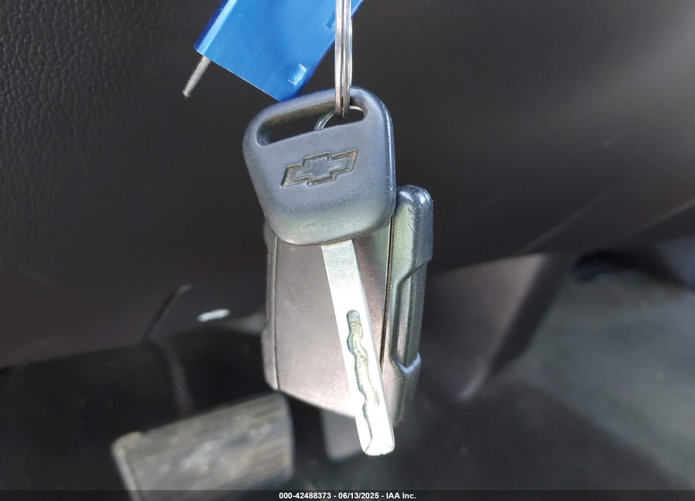 2014 CHEVROLET SILVERADO 1500 1LT VIN: 3GCUKREC7EG555324