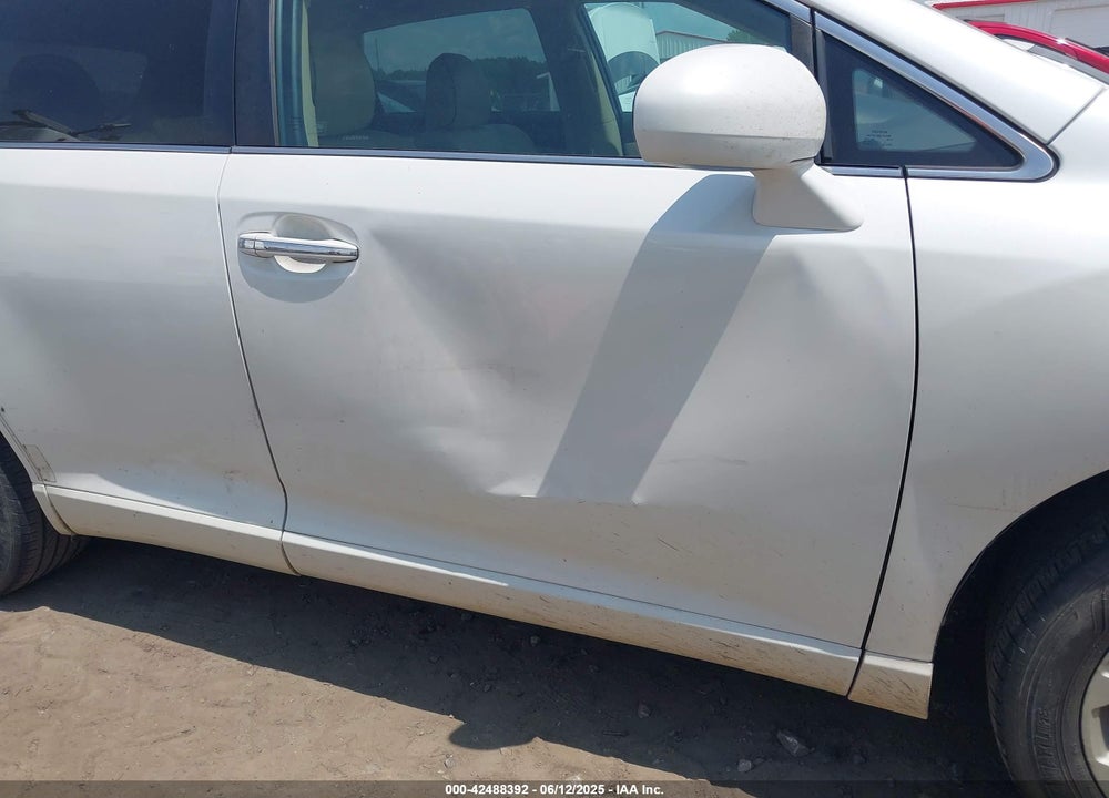 2011 TOYOTA VENZA VIN: 4T3ZA3BB7BU045648