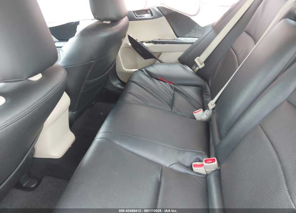 2016 HONDA ACCORD VIN: 1HGCR2F35GA243437