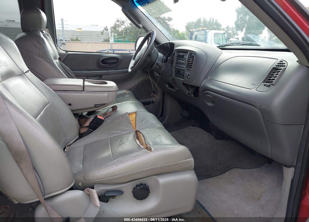 2002 FORD F-150 LARIAT/XL/XLT VIN: 1FTRX18W92KE21921