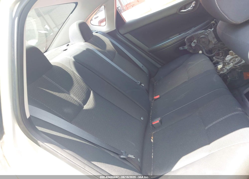 2016 NISSAN SENTRA VIN: 3N1AB7AP8GY281468