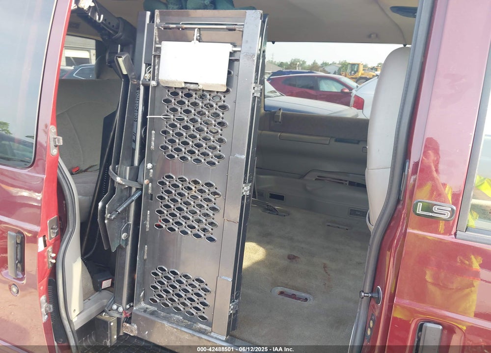 2002 CHEVROLET ASTRO LS VIN: 1GNEL19X62B151314