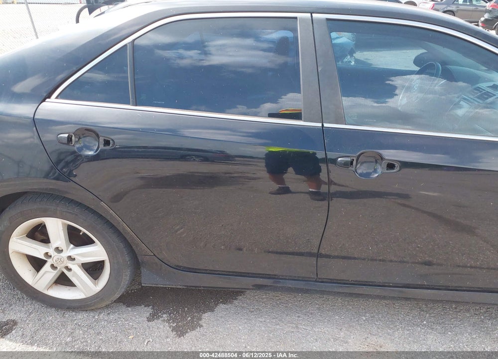 2013 TOYOTA CAMRY VIN: 4T1BF1FK4DU272180