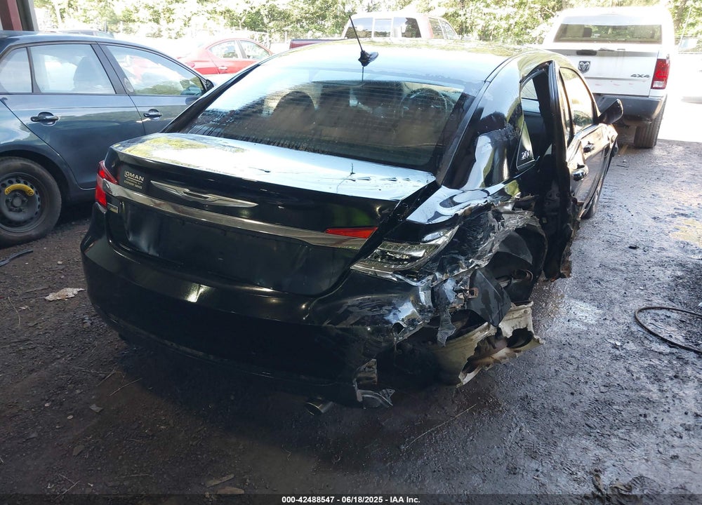 2013 CHRYSLER 200 TOURING VIN: 1C3CCBBG0DN678058