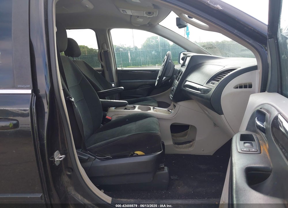 2012 DODGE GRAND CARAVAN CREW VIN: 2C4RDGDG7CR115507