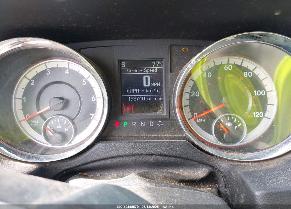 2012 DODGE GRAND CARAVAN CREW VIN: 2C4RDGDG7CR115507