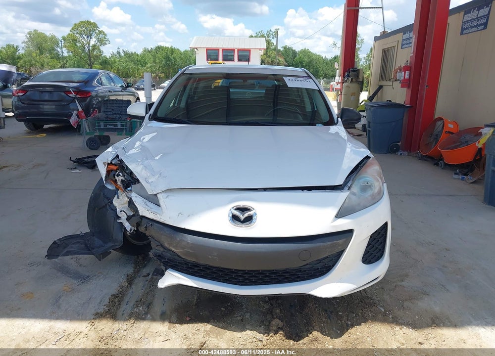 2013 MAZDA 3 VIN: JM1BL1L76D1823157
