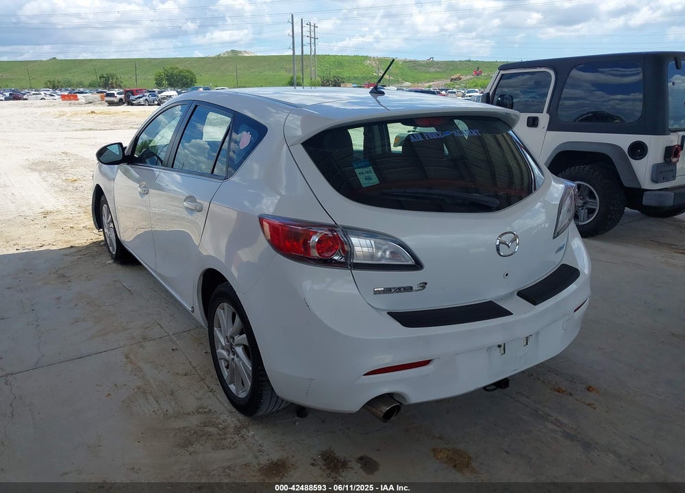 2013 MAZDA 3 VIN: JM1BL1L76D1823157