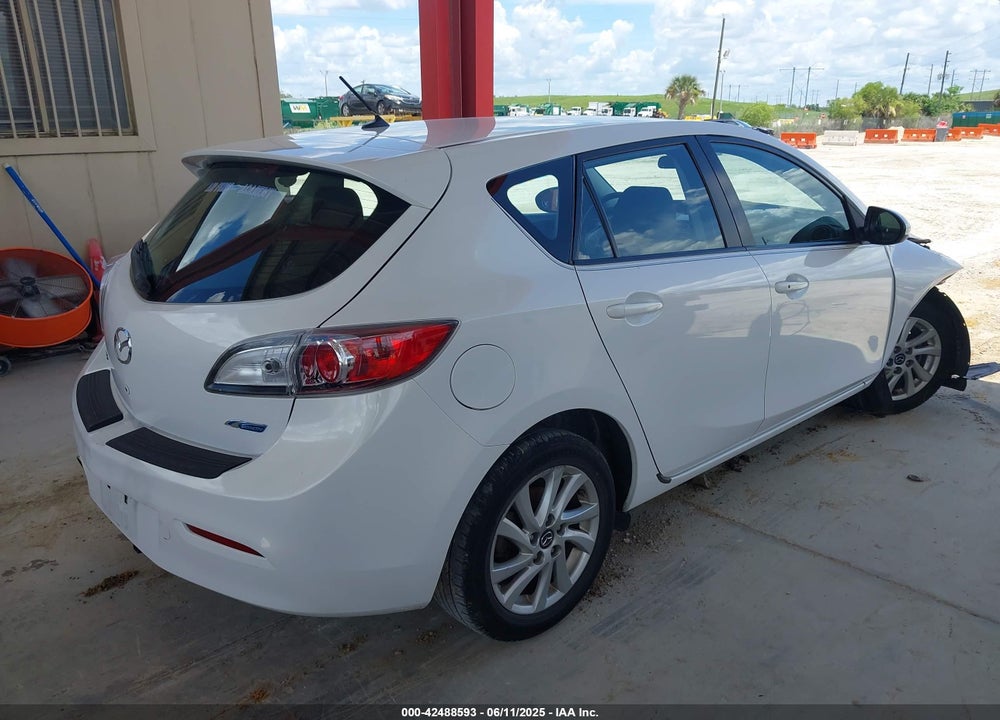 2013 MAZDA 3 VIN: JM1BL1L76D1823157