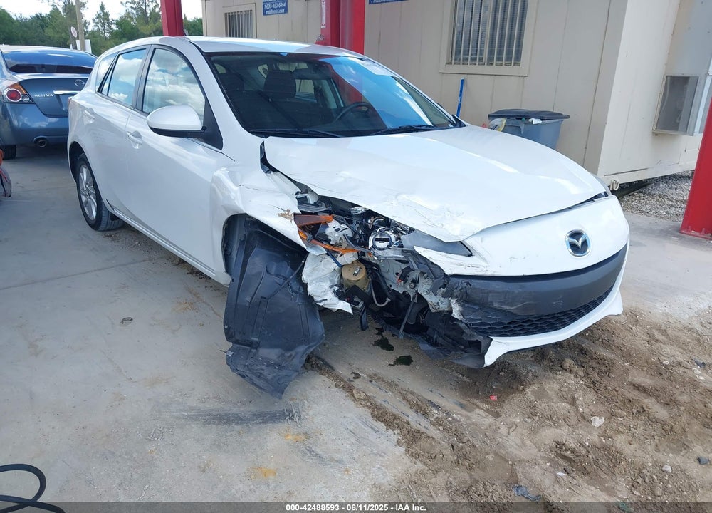 2013 MAZDA 3 VIN: JM1BL1L76D1823157