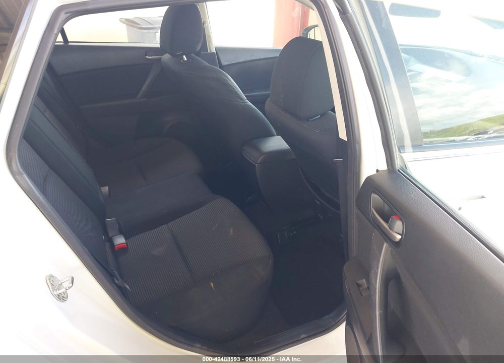 2013 MAZDA 3 VIN: JM1BL1L76D1823157