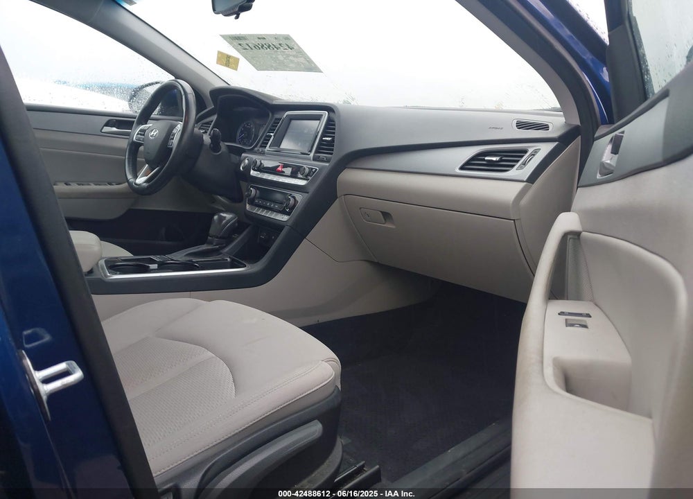 2019 HYUNDAI SONATA VIN: 5NPE34AFXKH772048