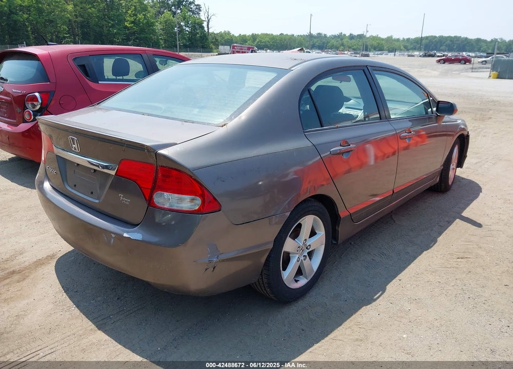 2011 HONDA CIVIC VIN: 2HGFA1F65BH537780