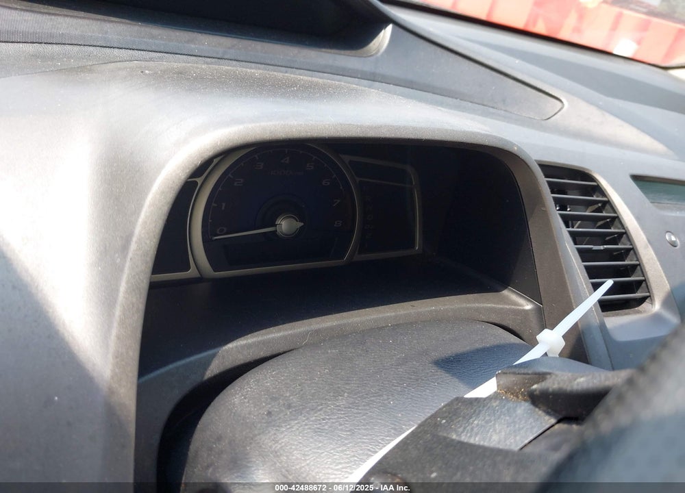 2011 HONDA CIVIC VIN: 2HGFA1F65BH537780