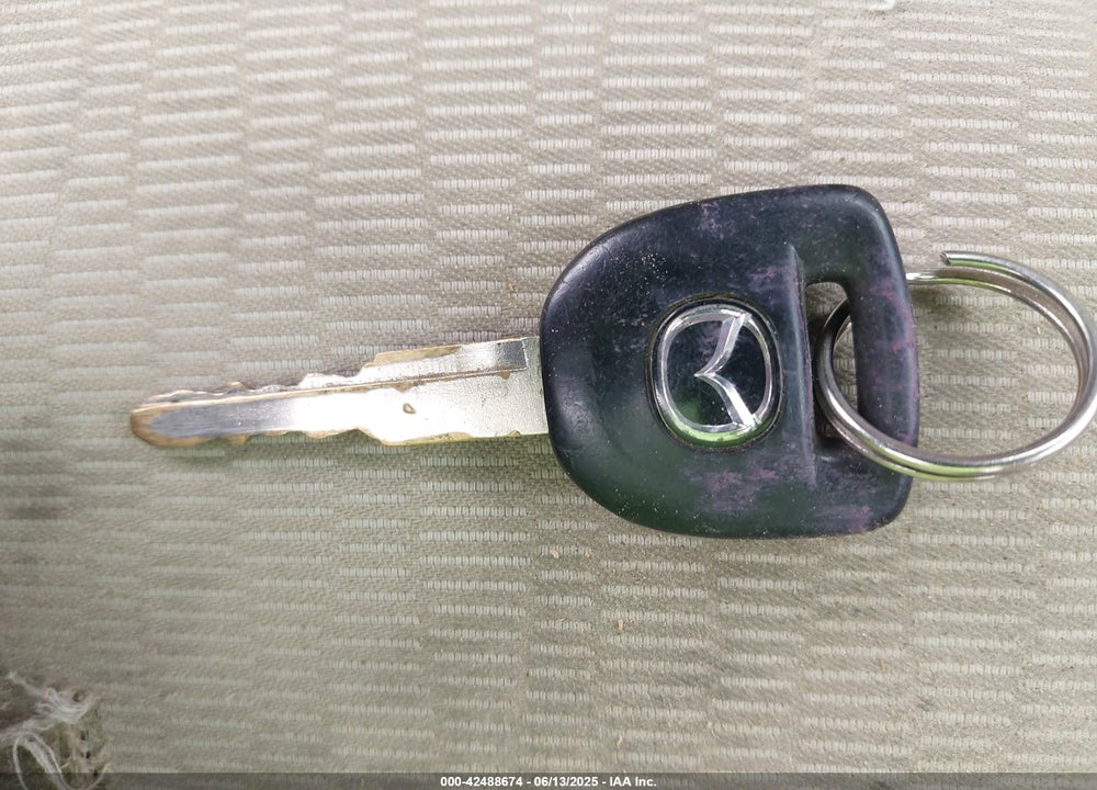 2007 MAZDA 3 I VIN: JM1BK32F271717591