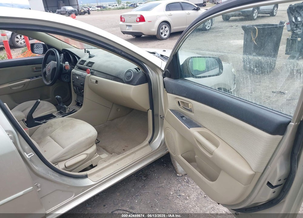2007 MAZDA 3 I VIN: JM1BK32F271717591
