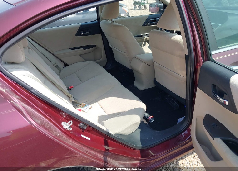 2013 HONDA ACCORD LX VIN: 1HGCR2F33DA122823