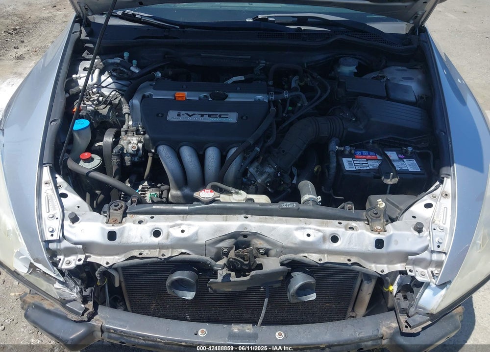 2004 HONDA ACCORD 2.4 EX VIN: JHMCM56834C025487