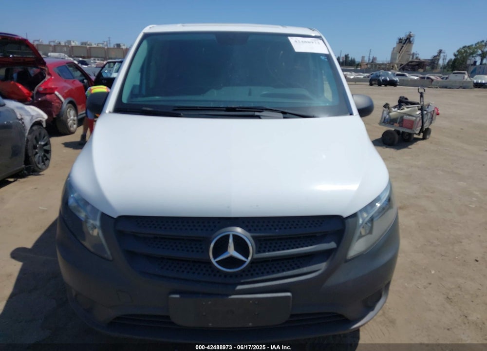 2016 MERCEDES-BENZ METRIS VIN: WD3PG2EA8G3132823