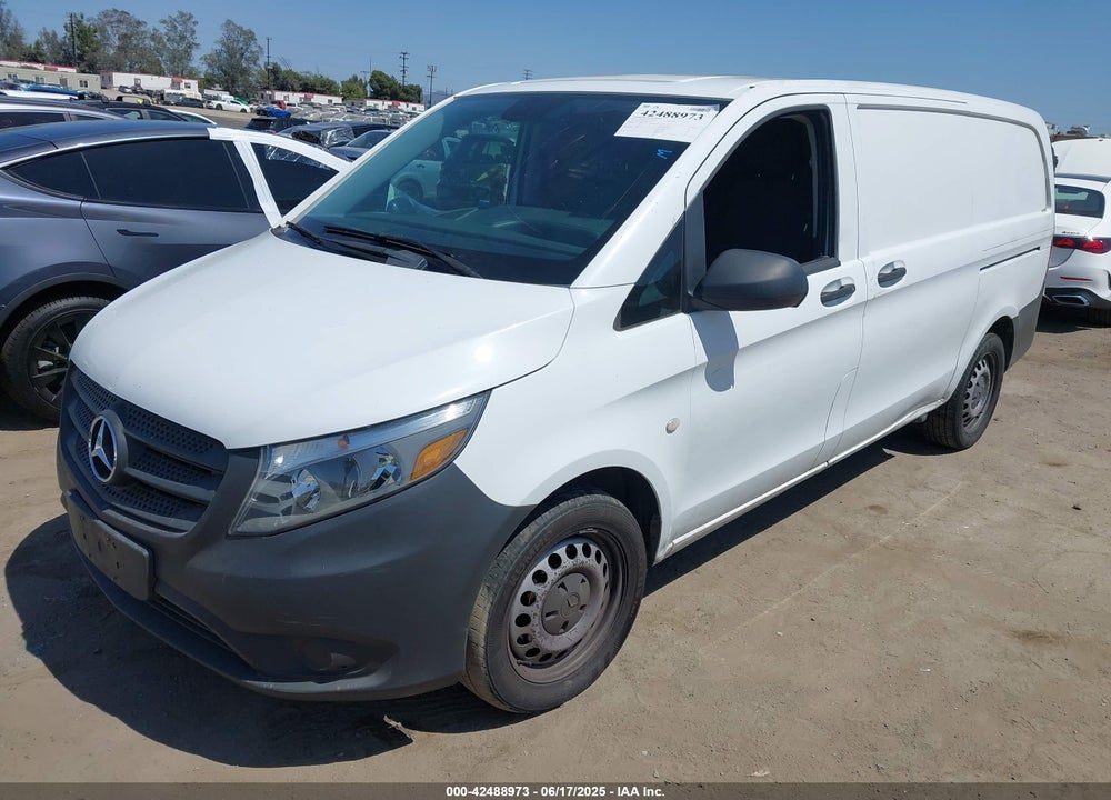 2016 MERCEDES-BENZ METRIS VIN: WD3PG2EA8G3132823