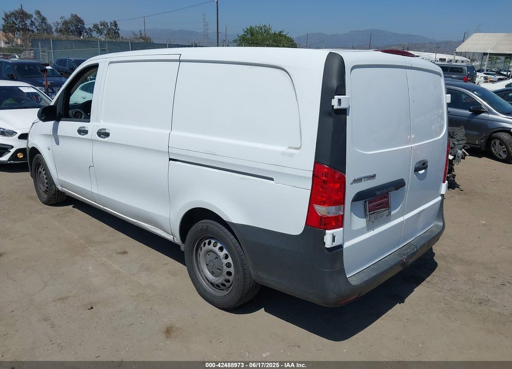 2016 MERCEDES-BENZ METRIS VIN: WD3PG2EA8G3132823