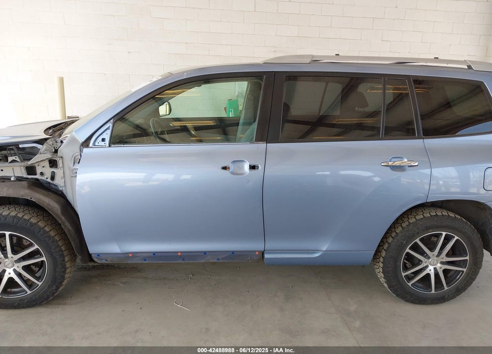 2009 TOYOTA HIGHLANDER HYBRID LIMITED VIN: JTEEW44A192030880