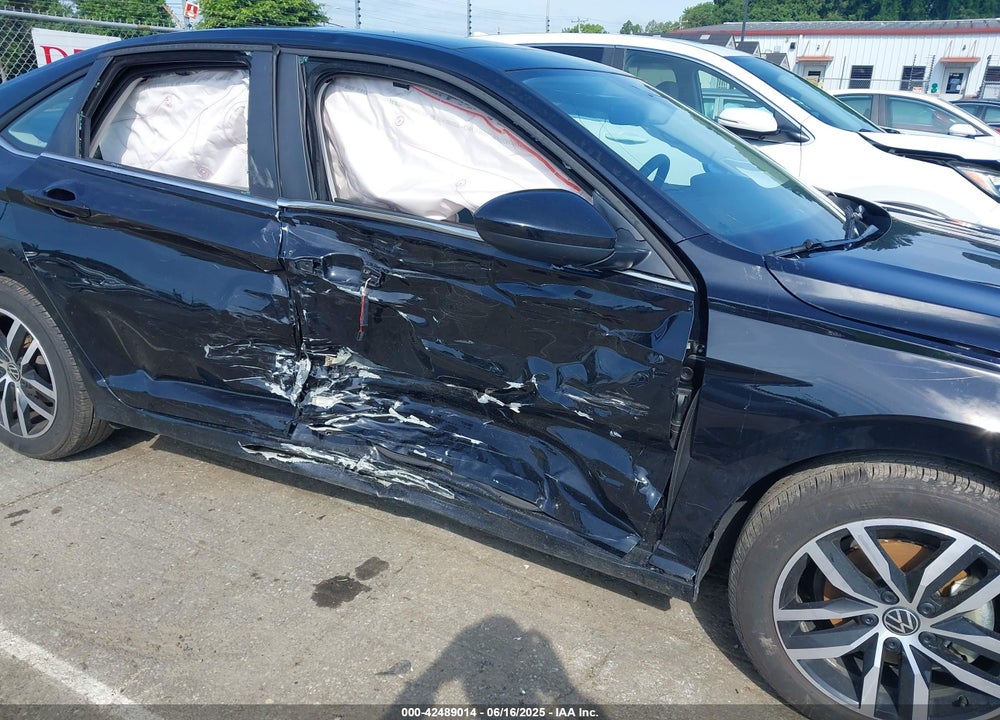2025 VOLKSWAGEN JETTA VIN: 3VW7X7BU5SM012063