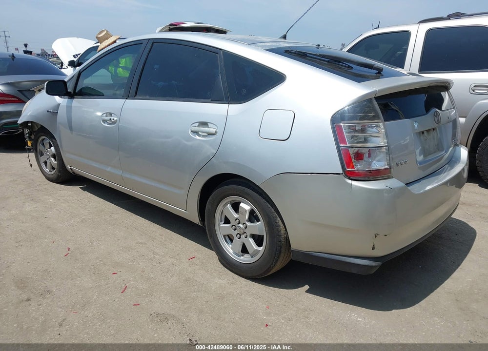 2005 TOYOTA PRIUS VIN: JTDKB20U757017992