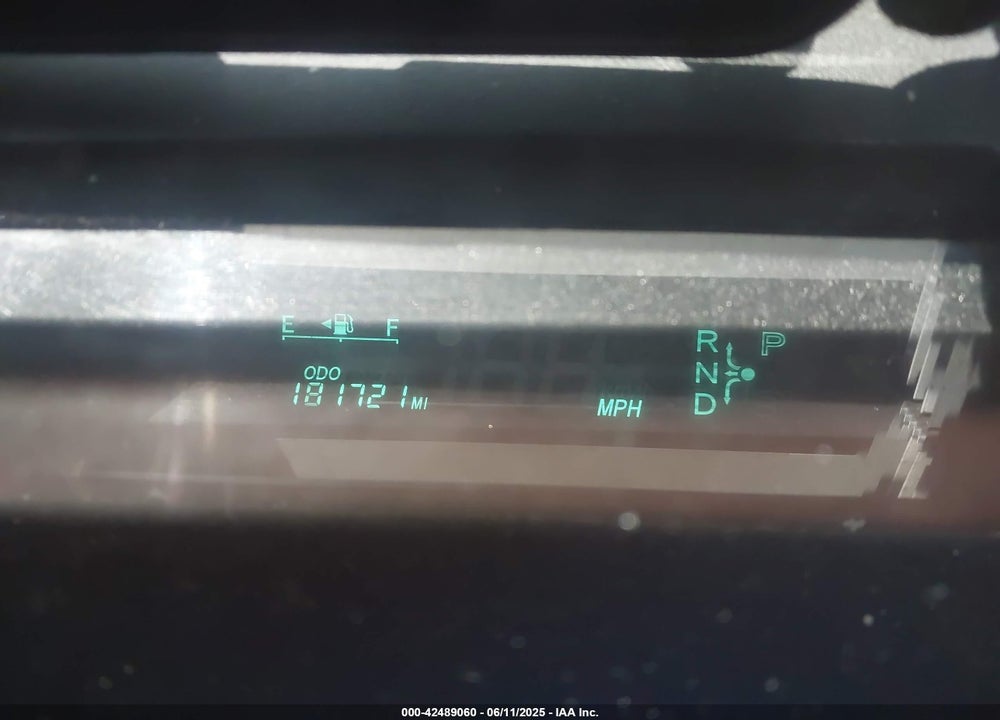 2005 TOYOTA PRIUS VIN: JTDKB20U757017992