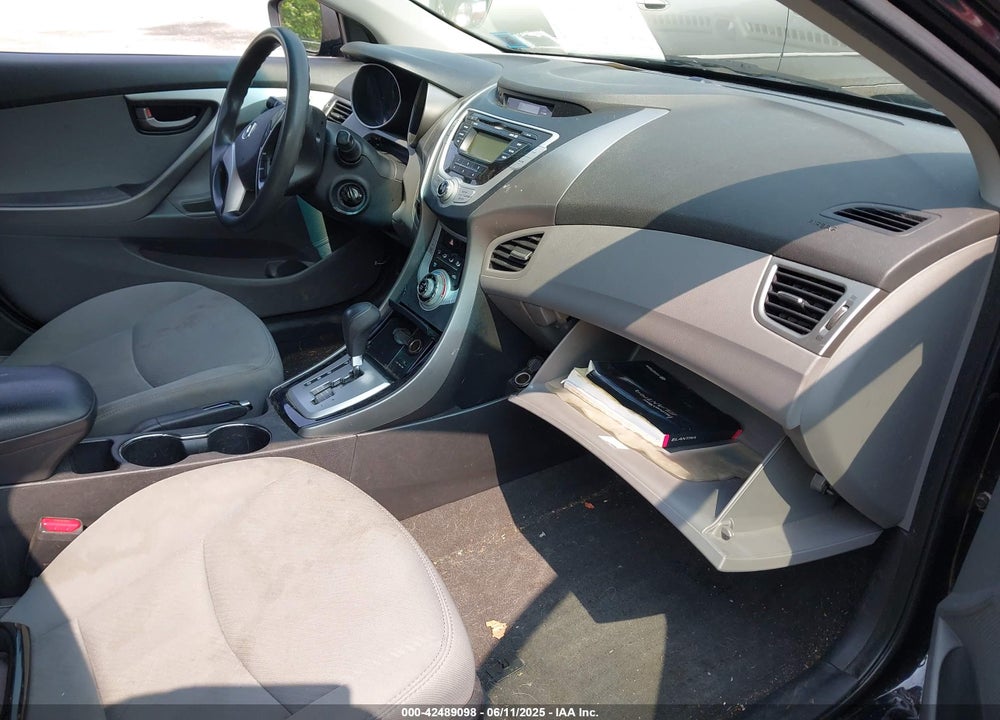 2011 HYUNDAI ELANTRA GLS VIN: 5NPDH4AE8BH028131