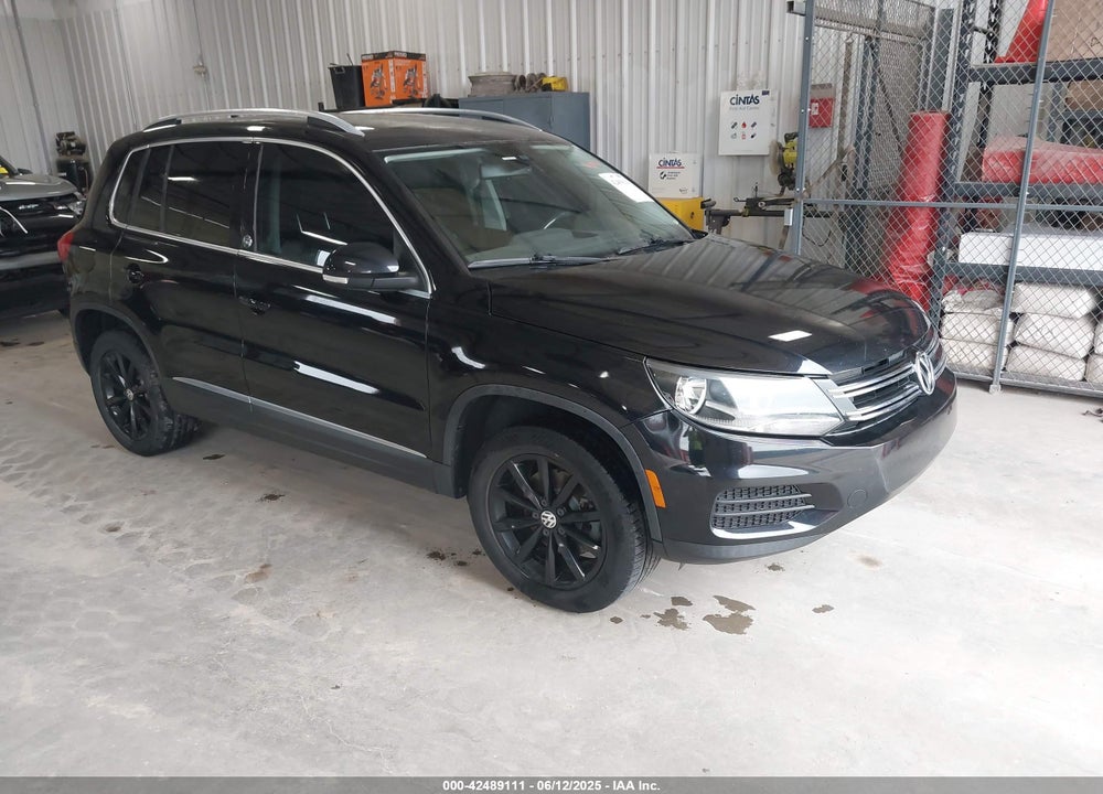 2017 VOLKSWAGEN TIGUAN 2.0T WOLFSBURG EDITION VIN: WVGRV7AX3HK019747