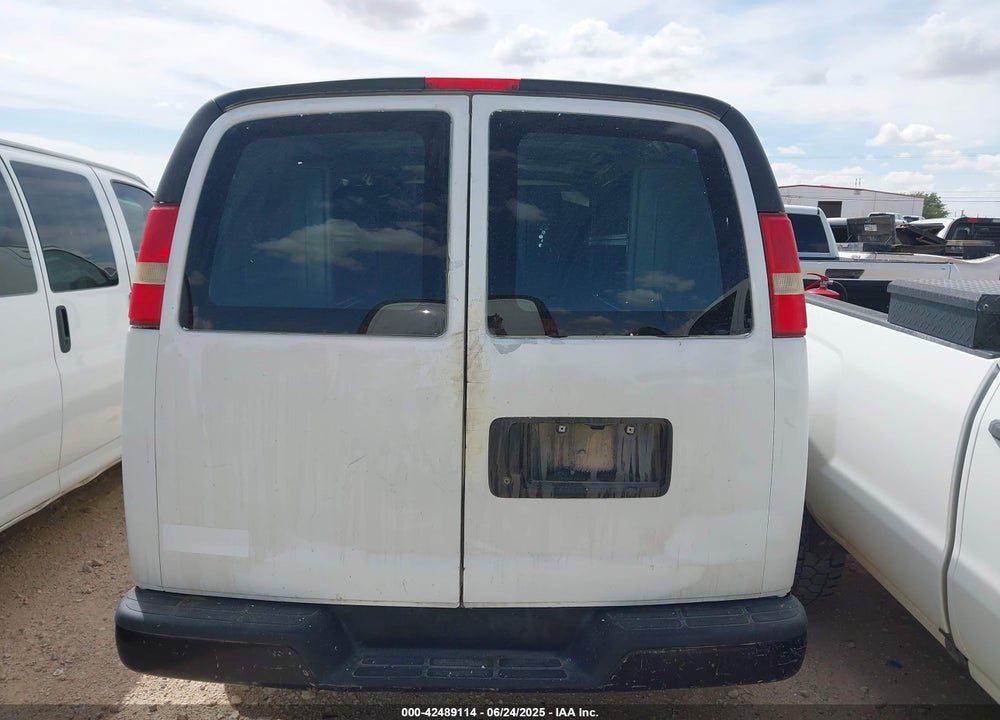 2011 CHEVROLET EXPRESS 2500 WORK VAN VIN: 1GCWGFBA7B1177706