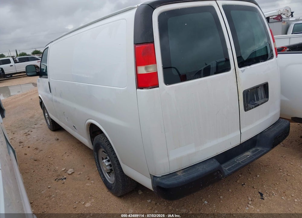 2011 CHEVROLET EXPRESS 2500 WORK VAN VIN: 1GCWGFBA7B1177706