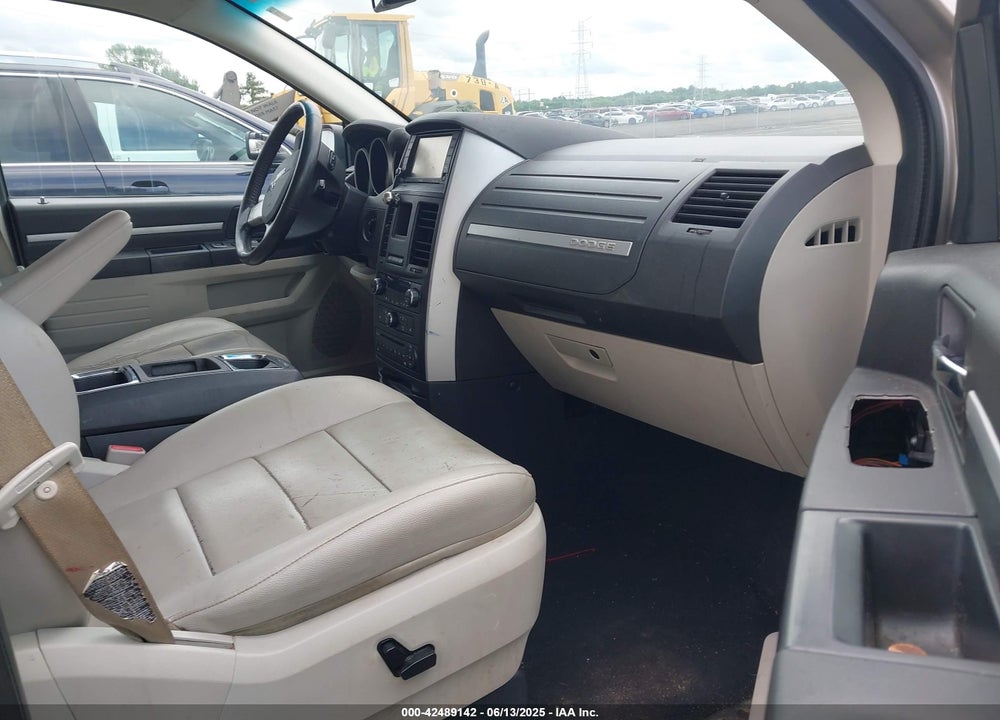 2008 DODGE GRAND CARAVAN SXT VIN: 2D8HN54X18R793983