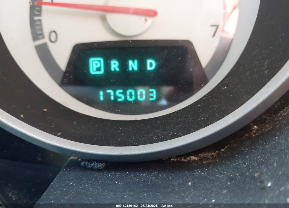 2008 DODGE GRAND CARAVAN SXT VIN: 2D8HN54X18R793983